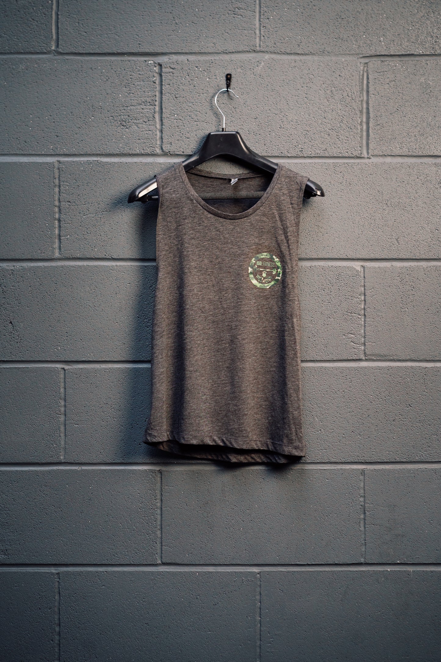 GREY LADIES TANK: CAMO PRINT